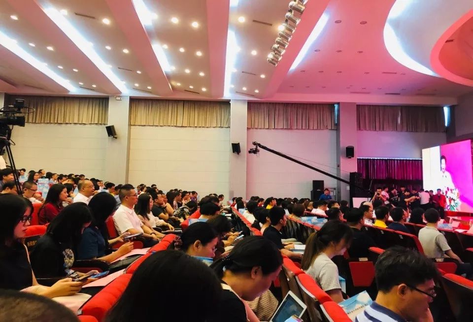 愛心鷹牌 | 鷹牌捐贈30萬教育基金，踐行以善為商，以愛報育(圖4)