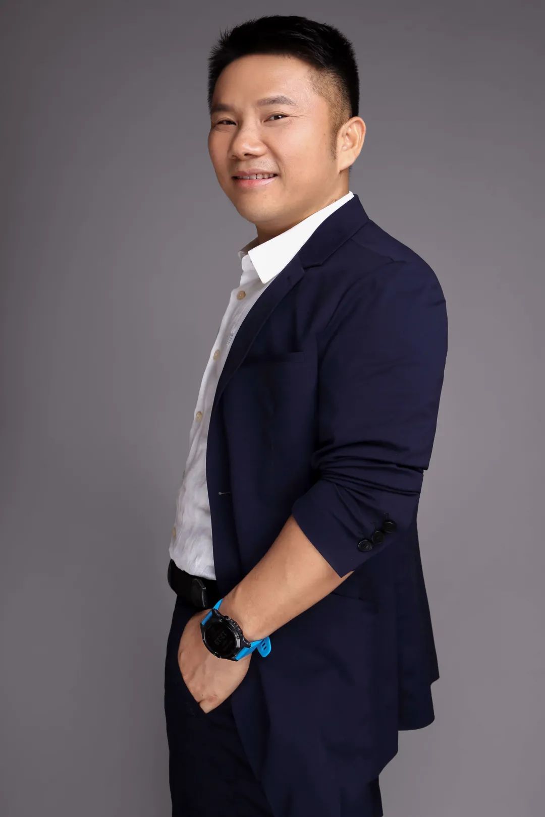 走出國門，對標(biāo)世界，中國陶瓷如何乘風(fēng)破浪？鷹牌“小偉哥”有話說(圖1)