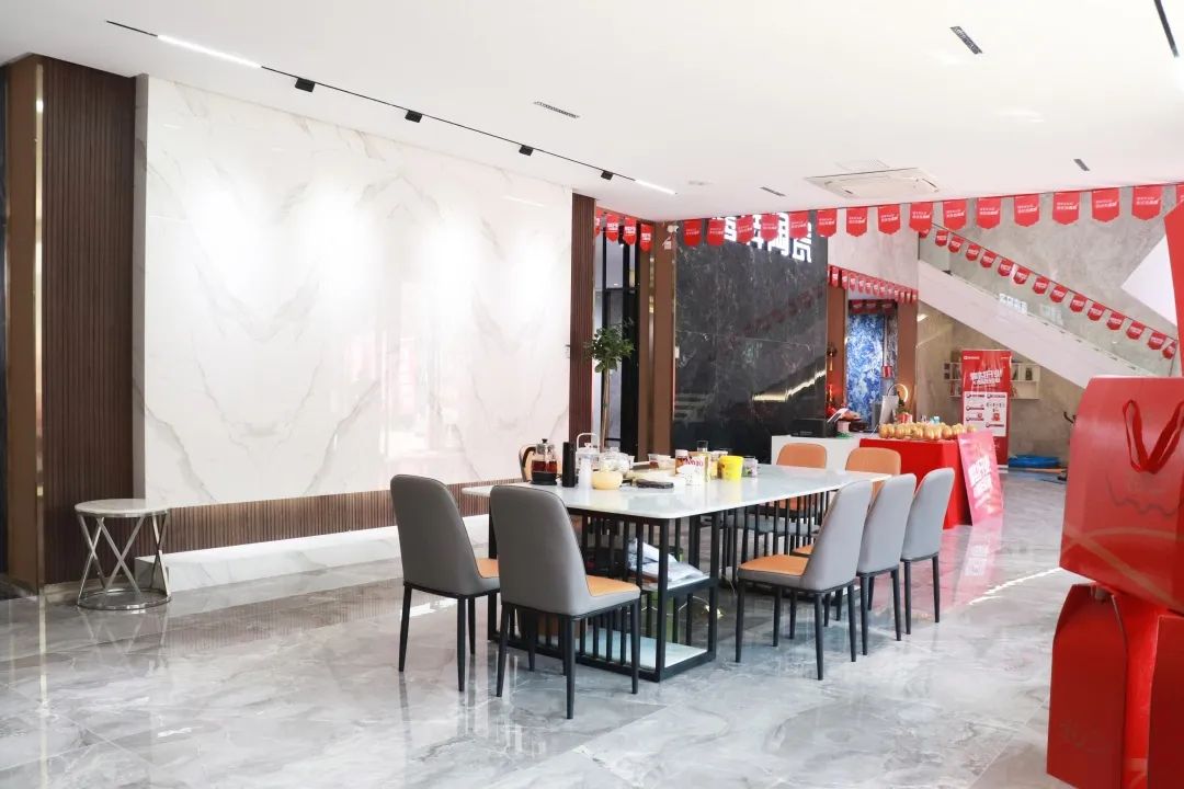 晉江鷹牌旗艦店｜緊跟時代步伐，以品牌力量制勝市場!(圖4)