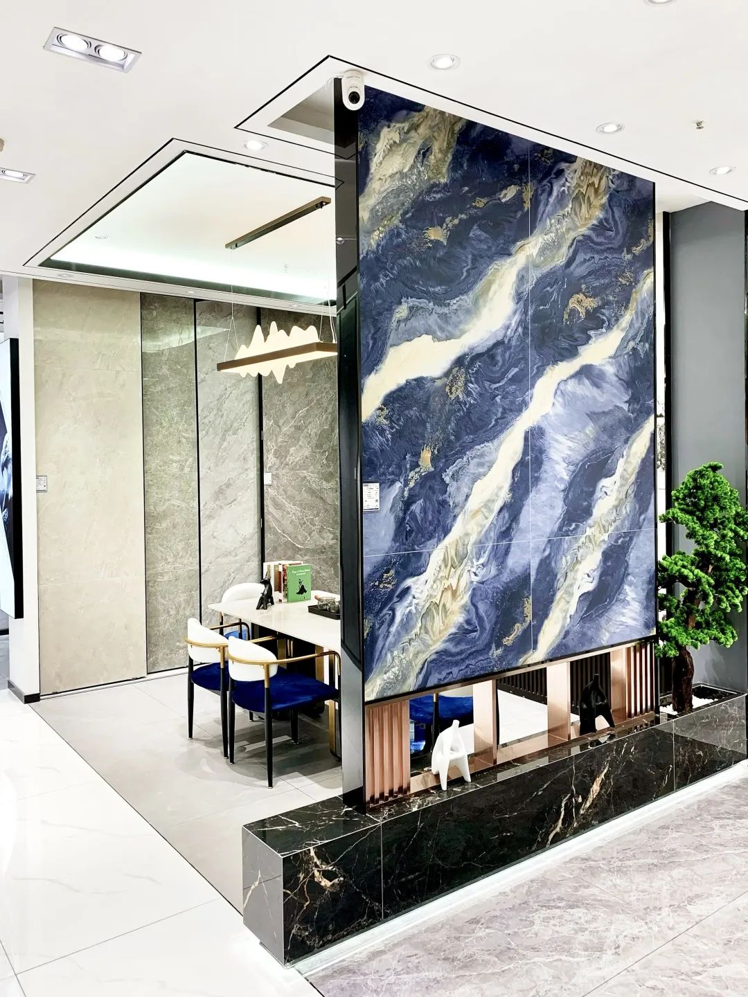 新店鑒賞|成都鷹牌陶瓷輕奢體驗店,在這里邂逅你心目中的生活(圖4) 新店鑒賞|成都鷹牌陶瓷輕奢體驗店,在這里邂逅你心目中的生活(圖4)