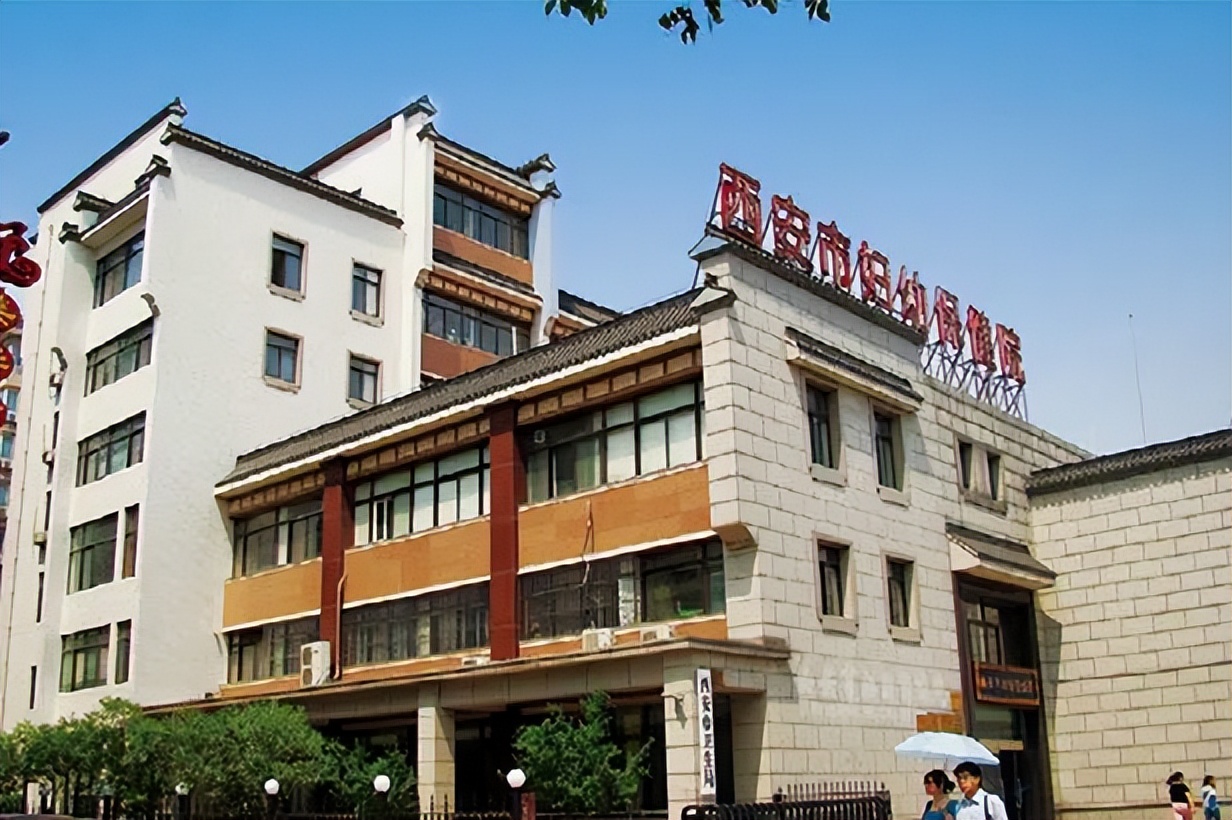 工程案例|佛山復星禪誠醫院——很多年以后,我還選鷹牌(圖15) 工程案例|佛山復星禪誠醫院——很多年以后,我還選鷹牌(圖15)