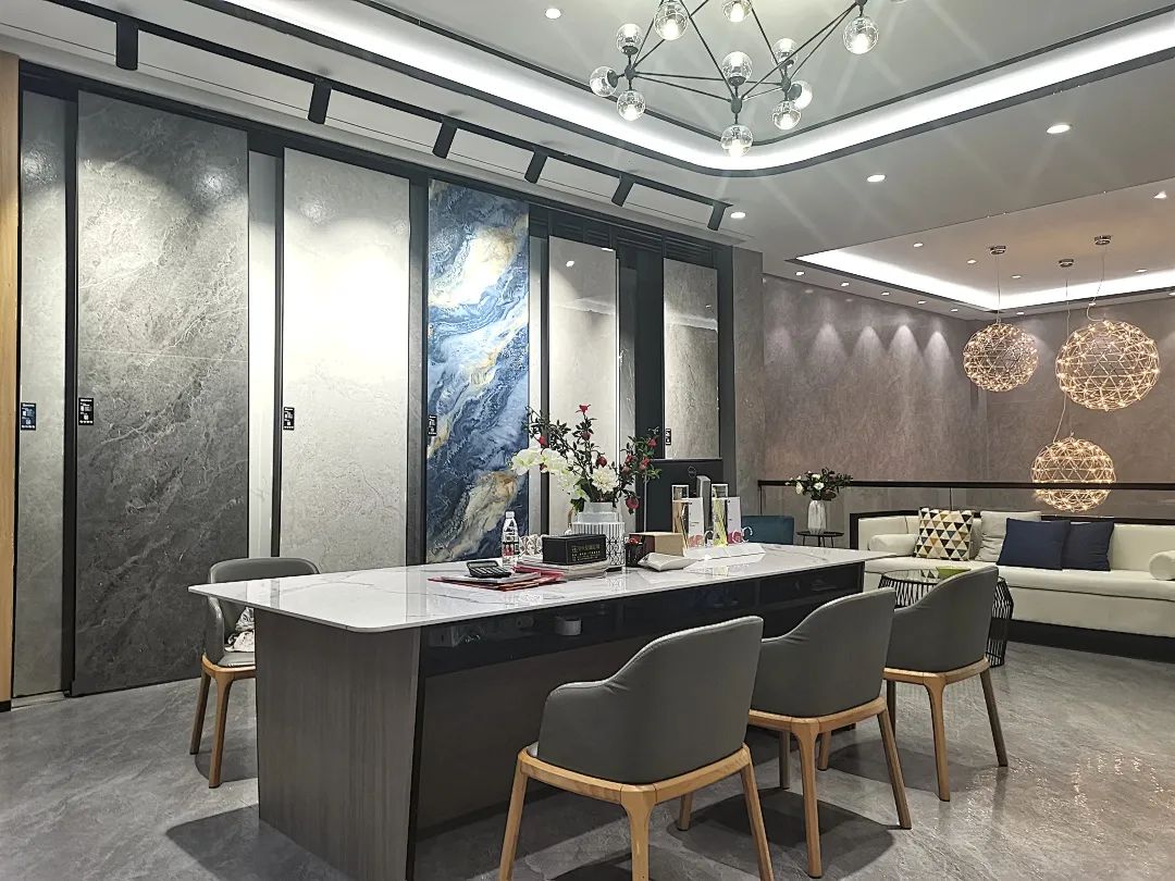 鷹牌墻地專家店｜廣西?南寧——以全新面貌華麗綻放，演繹現(xiàn)代時(shí)尚輕奢格調(diào)(圖14)