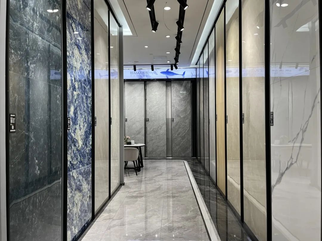 鷹牌墻地專家店｜廣西?南寧——以全新面貌華麗綻放，演繹現(xiàn)代時(shí)尚輕奢格調(diào)(圖15)