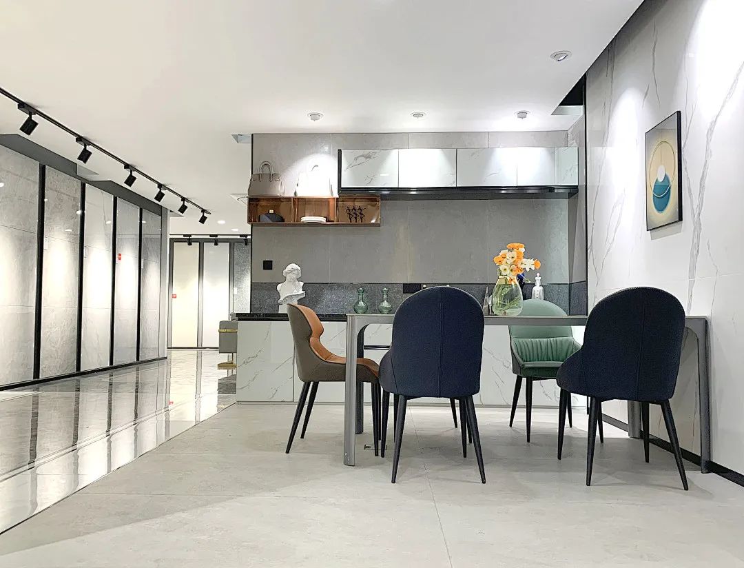 鷹牌墻地專家店|蘇州?常熟——傳遞新生活,筑就新美學(圖18) 鷹牌墻地專家店|蘇州?常熟——傳遞新生活,筑就新美學(圖18)