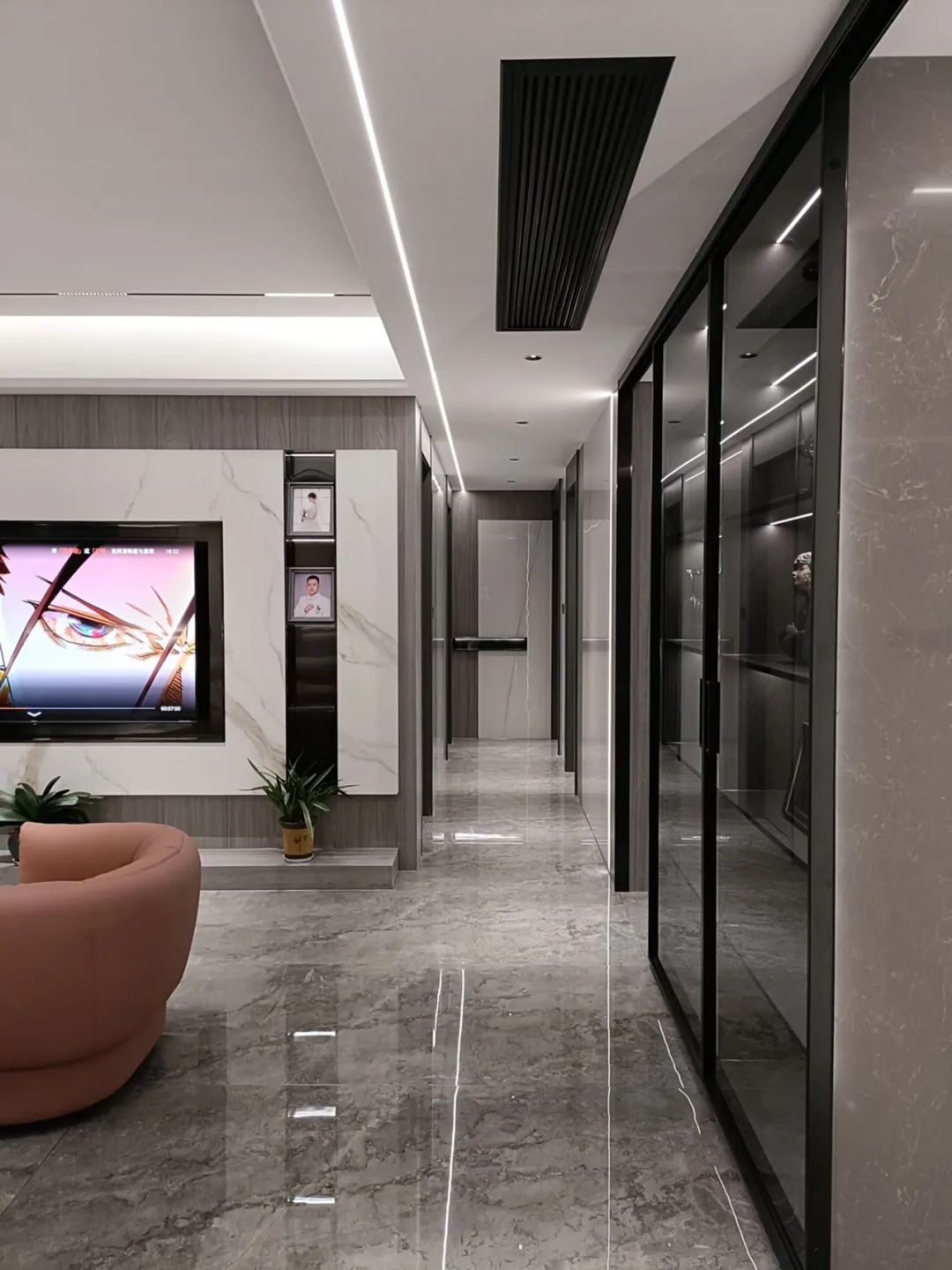 百萬案例｜127㎡現代簡約風——演繹藝術與生活交織的高端家居美學(圖4)