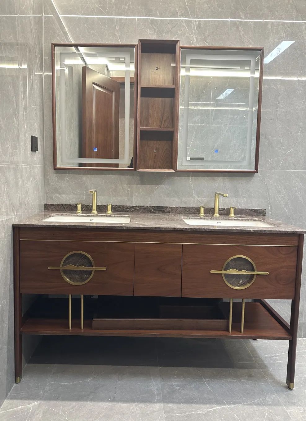 百萬案例｜243㎡新中式風，演繹雅致家居生活的典范(圖10)