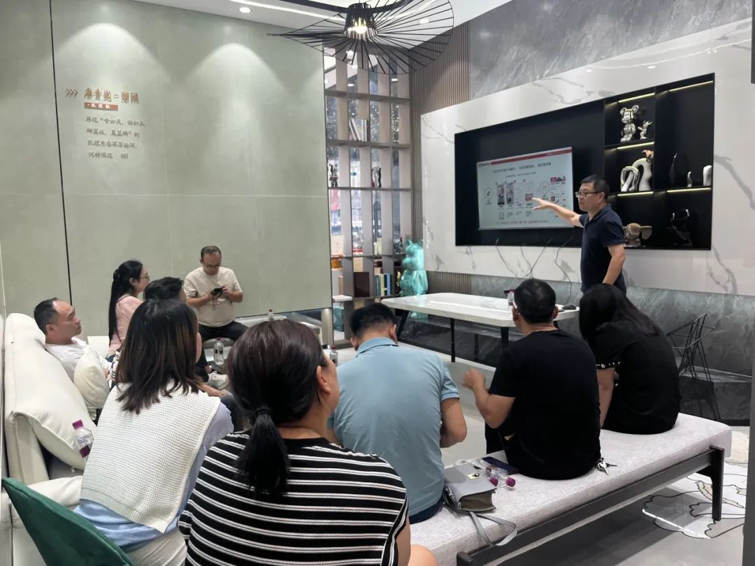 從0到1，玩轉(zhuǎn)抖音新媒體，打贏營銷流量戰(zhàn)！鷹牌“抖音實(shí)戰(zhàn)特訓(xùn)營”圓滿收官(圖23)