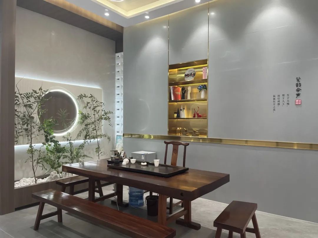 鷹牌50周年 門店風采｜貴州都勻鷹牌旗艦店，以極簡之美，引領空間美學新風尚(圖6)