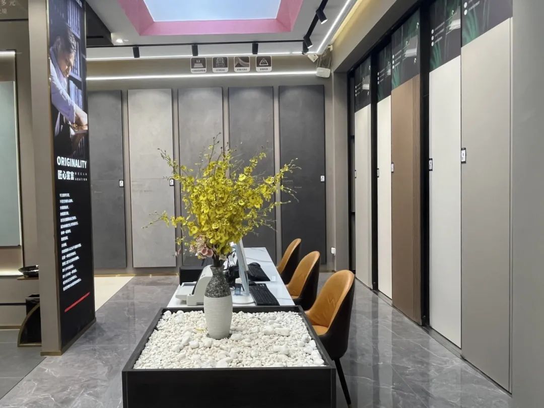 鷹牌50周年 門店風采｜貴州都勻鷹牌旗艦店，以極簡之美，引領空間美學新風尚(圖3)