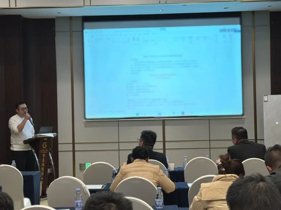 聚勢前行 贏戰終端｜鷹牌陶瓷2025年懷化中心倉年度營銷會議暨訂貨會圓滿落幕！(圖12)