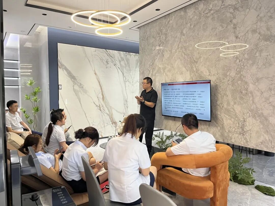 全民擁抱新媒體|品牌營銷戰略升級,鷹牌陶瓷探索全新破局之路(圖8) 全民擁抱新媒體|品牌營銷戰略升級,鷹牌陶瓷探索全新破局之路(圖8)