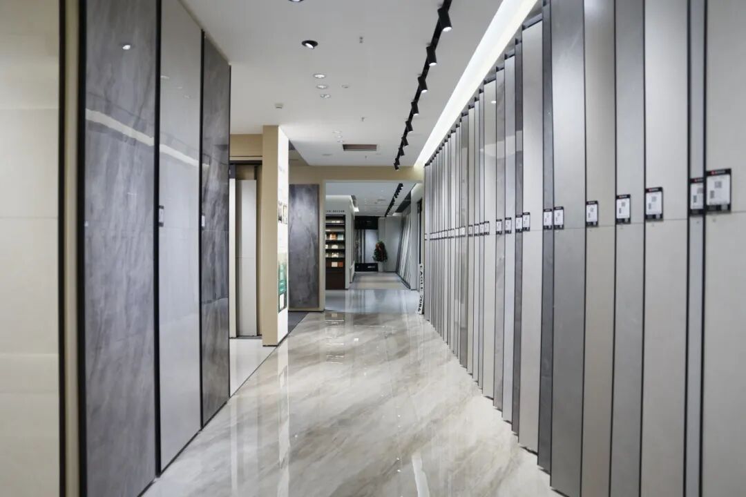 新店開(kāi)業(yè)|鷹牌陶瓷昆明新店盛大開(kāi)業(yè),共赴美學(xué)新境!(圖18) 新店開(kāi)業(yè)|鷹牌陶瓷昆明新店盛大開(kāi)業(yè),共赴美學(xué)新境!(圖18)