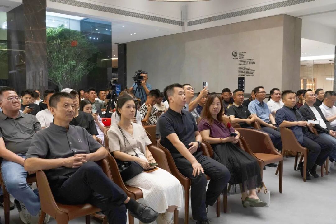 風(fēng)起處，萬(wàn)物生 | 鷹牌新材戰(zhàn)略發(fā)布會(huì)圓滿落幕！(圖11)